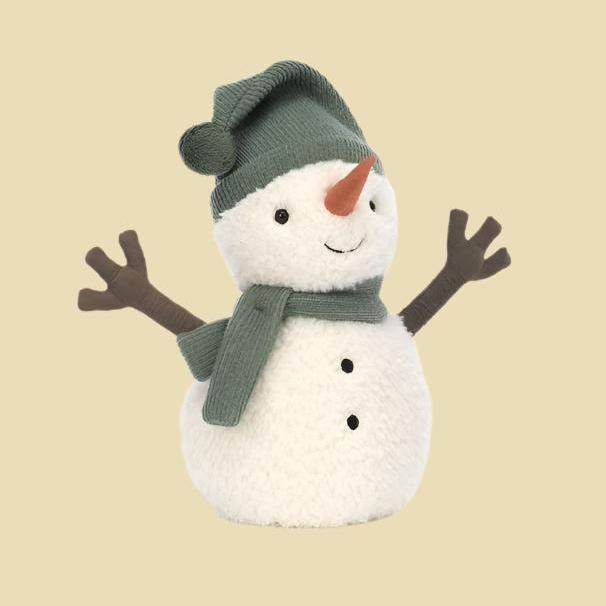 maddy-snowman
